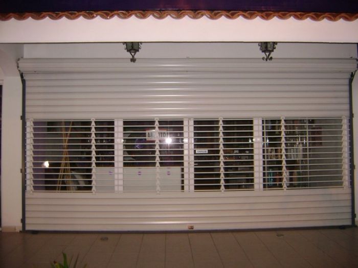 Cortinas de Acero MAC 
